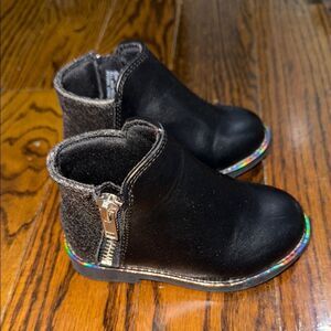 Kelly & Katie Black Glitter Ankle Boots with Side Zipper 6